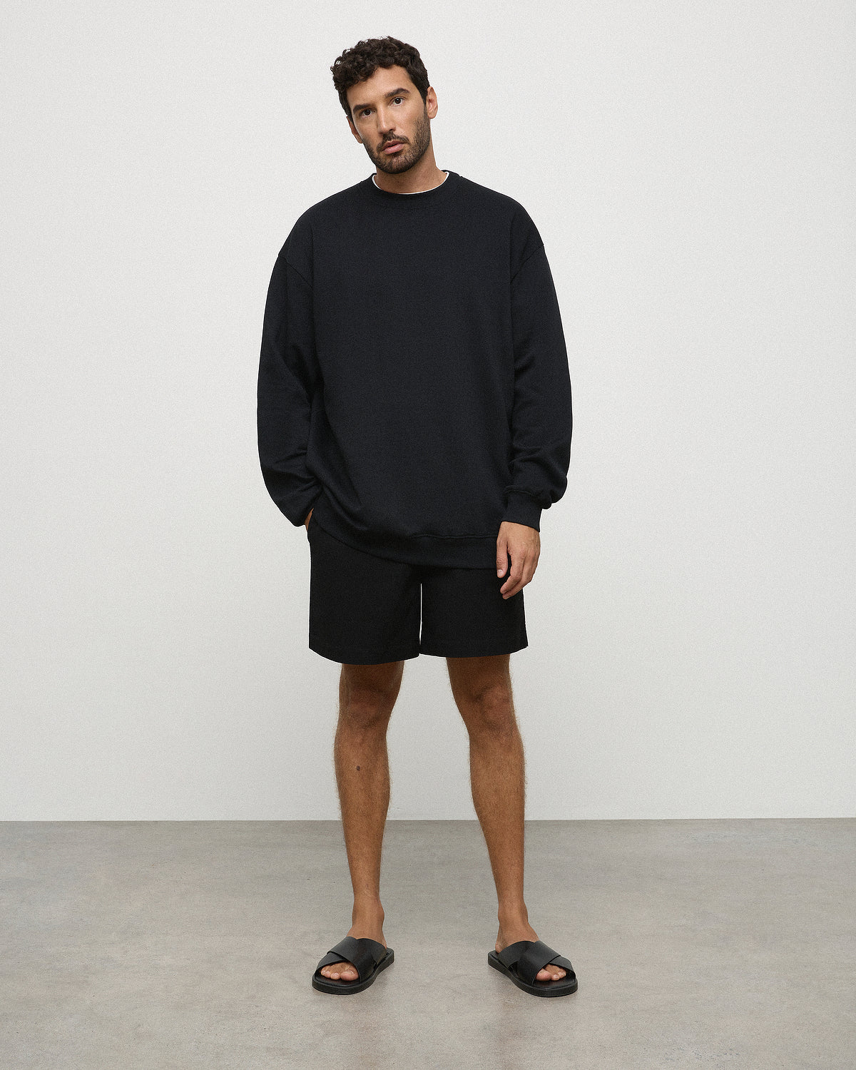 The Essential Crew - Black